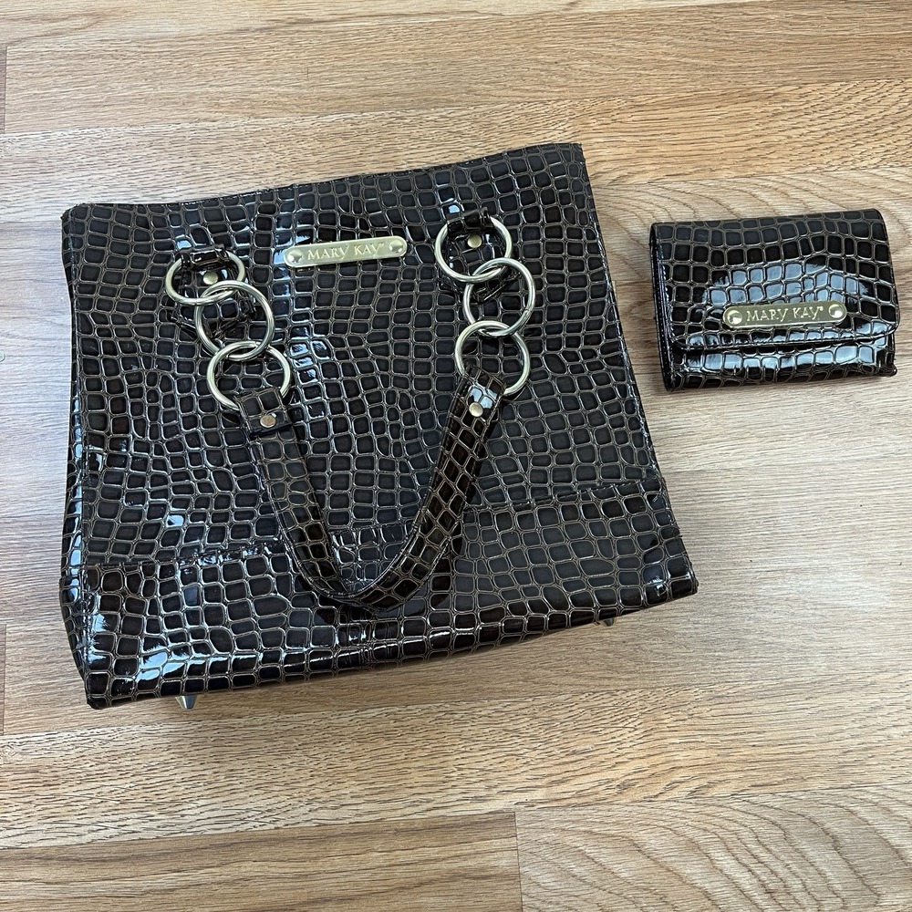 Mary Kay Purse with Matching Wallet‎ Brown Crocodile Pattern RARE